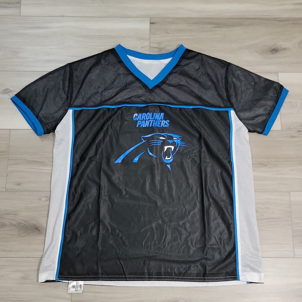 Carolina Panthers Graphic T-Shirt Men's Large Black Short Sleeve reversible